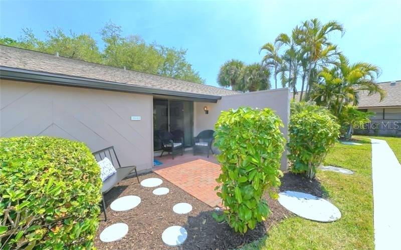 Stunning newly renovated 1 bed/1 bath in idyllic Bunker Oaks in The Meadows of Sarasota, a Country Club Community. This gem has been completely updated with high end finishes and is the perfect spot for a single or a couple. Queen bed, flat screen tv's, stainless steel appliances, bright and uncluttered... this unit has it all and it is just off the golf course and steps to the community pool and grilling/picnic area, tennis, fitness facility, miles and miles of walking, hiking and biking trails, nature preserve, butterfly gardens, mature flora and fauna everywhere you look, with both shopping and fine dining just around the corner. Short distance to all of the shopping and dining of University Parkway and St. Armand's Circle, as well as the breathtaking area beaches, including World Famous Siesta Key Beach. Utilities, cable or streaming tv and WIFI included. Association application and approval required ($100 application fee). NO PETS/NO SMOKING. 30 day minimum stay required however, Agent reserves the right to only accept 3 month minimum rentals during the high season months of December - April. RATES: DEC 1-APR 30: $2700 per month* // MAY 1-NOV 30: $1400 per month* (*additional fees & taxes apply). Prices shown are based on 2-person occupancy. Additional persons staying in the unit for a period of longer than 7 days may be considered additional occupants and subject to additional rental fees being charged and/or application and approval process if the community is governed by association rules and regulations. Your rental Agent must be advised of all additional occupants and dates they will be in the unit. Rates include all utilities including WIFI. Additional charges will be: security deposit ($500), departure cleaning fee ($250), Booking fee ($250.00) , Sales and Resort Taxes (13%) and Travel Insurance (if purchased at the time reservation is booked). Note that rates are subject to change without notice and reservations are not guaranteed until initial reservation deposit is received. NOTE: We do not accept reservations for high season months of Jan - April for less than 90 days until after Labor Day. After Labor Day - 30 DAY minimum rentals only during the HIGH SEASON months of January, February and March. Tenants who are in this year have first option to renew for the next year, and have until April 15 to advise us if they are returning. Please contact us to be added to automatic e-mail alerts for available units. PROPERTIES ARE SET UP FOR CONVENIENT CONTACTLESS TOURS. We are unable to do in person showings due to existing bookings and owner usage. Photos on website are updated regularly.