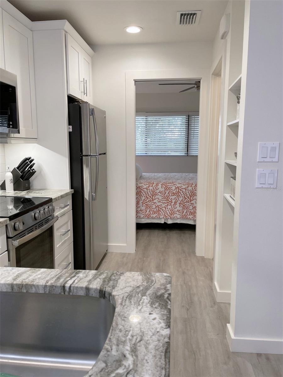 BUNKER OAKS - Residential Lease