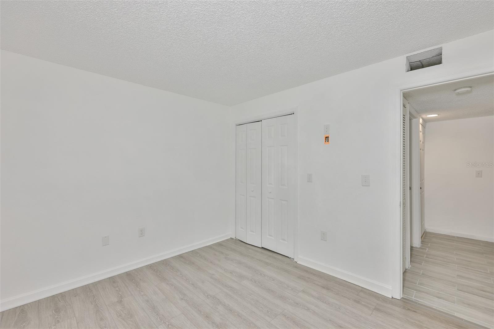 FOUNTAINS AT COUNTRYSIDE CONDO - Residential Lease