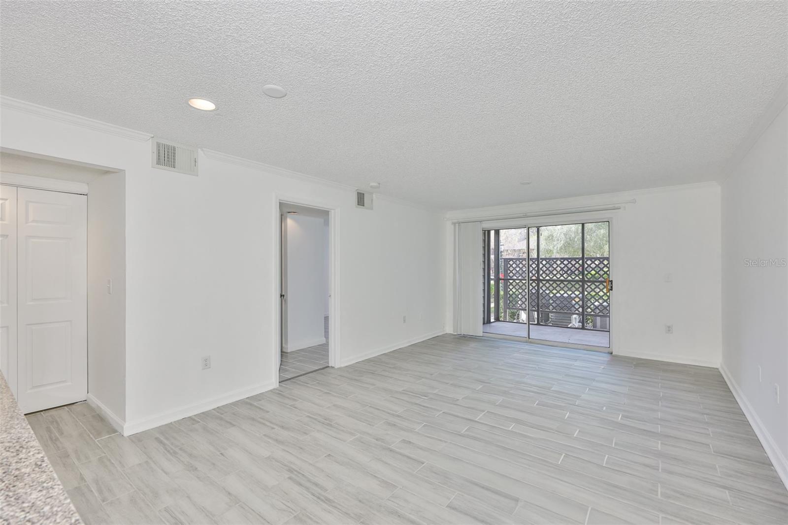 FOUNTAINS AT COUNTRYSIDE CONDO - Residential Lease