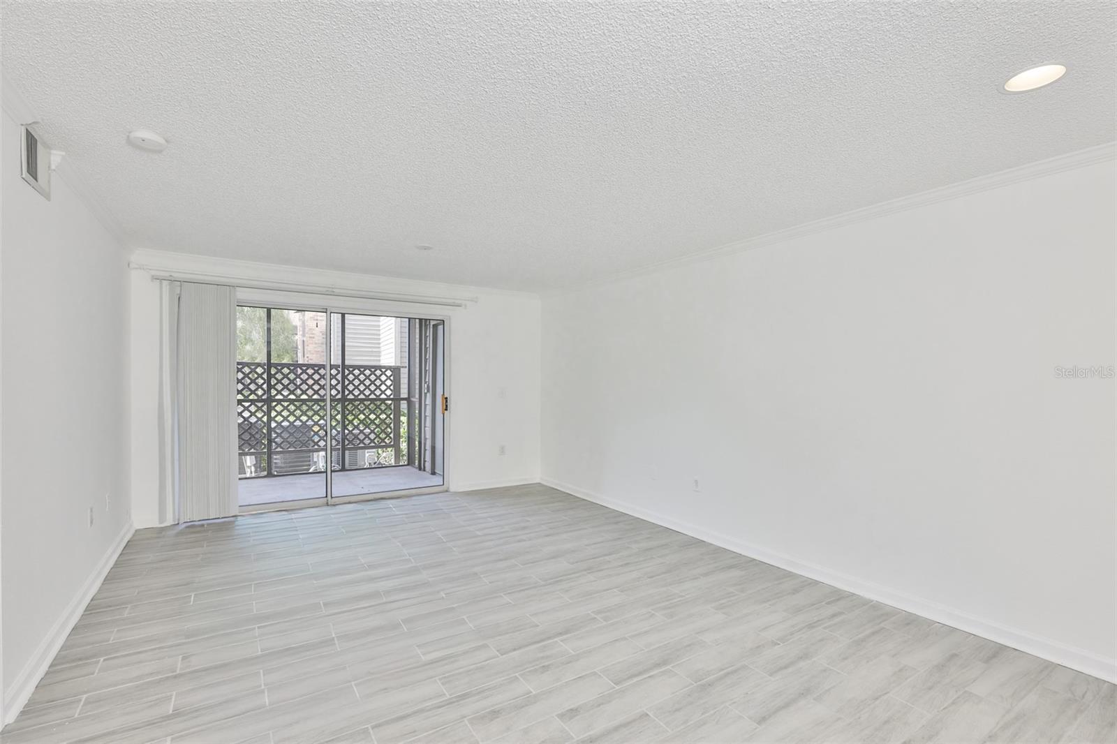 FOUNTAINS AT COUNTRYSIDE CONDO - Residential Lease