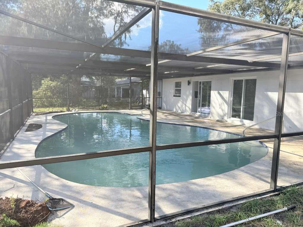 ROLLING LANE - Residential Lease