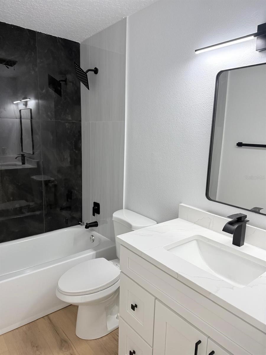 ROLLING LANE - Residential Lease