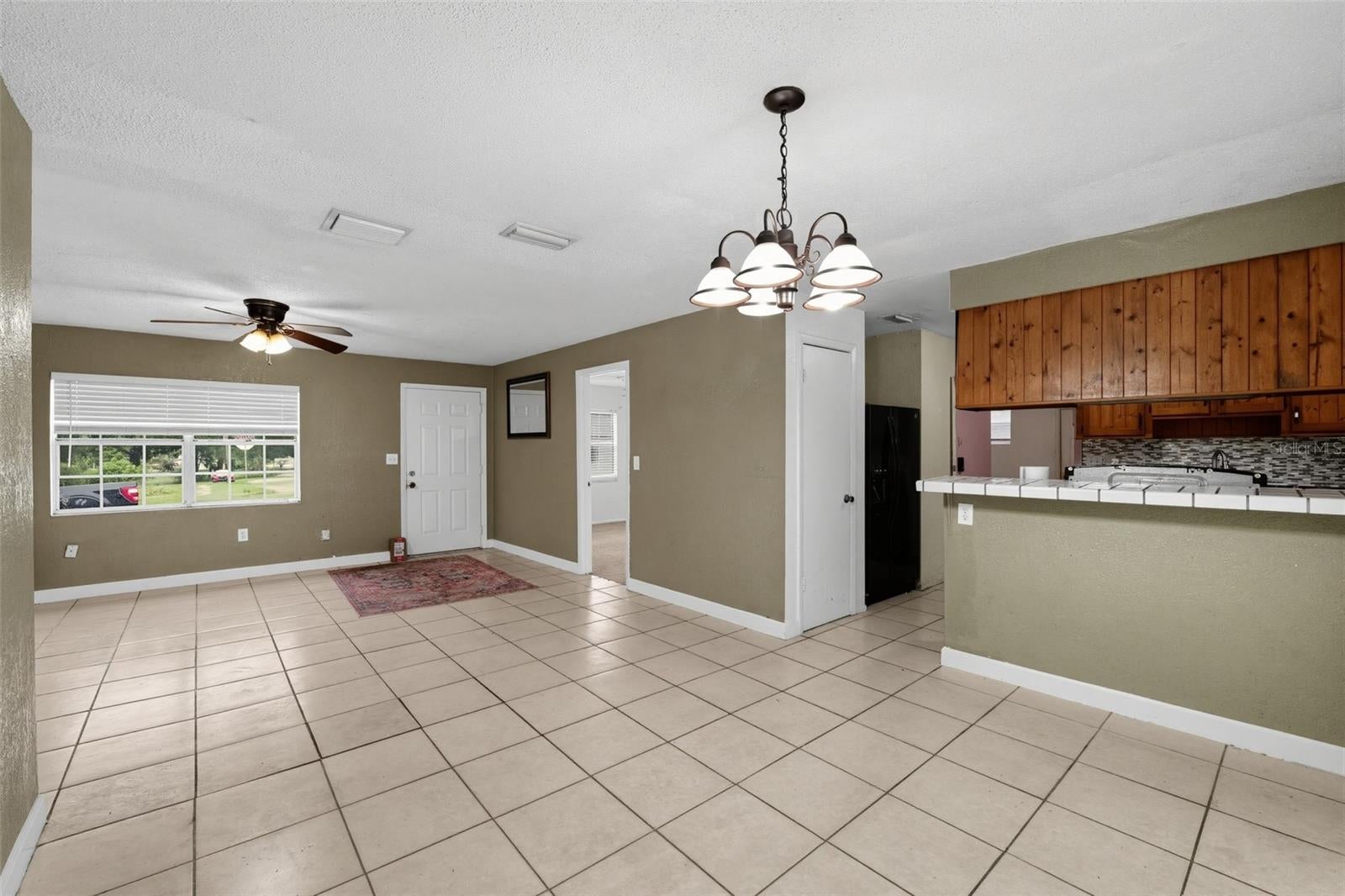 1231 ROBERT KING HIGH DRIVE