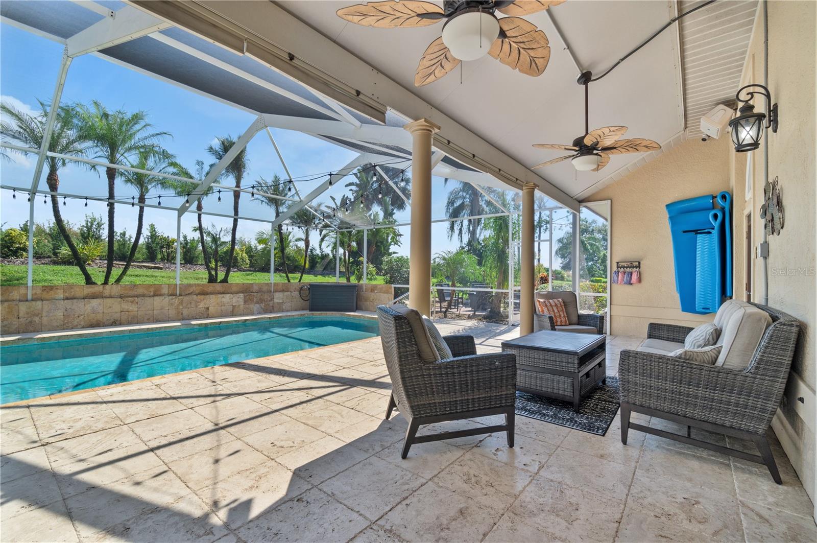 HERON CAY - Residential