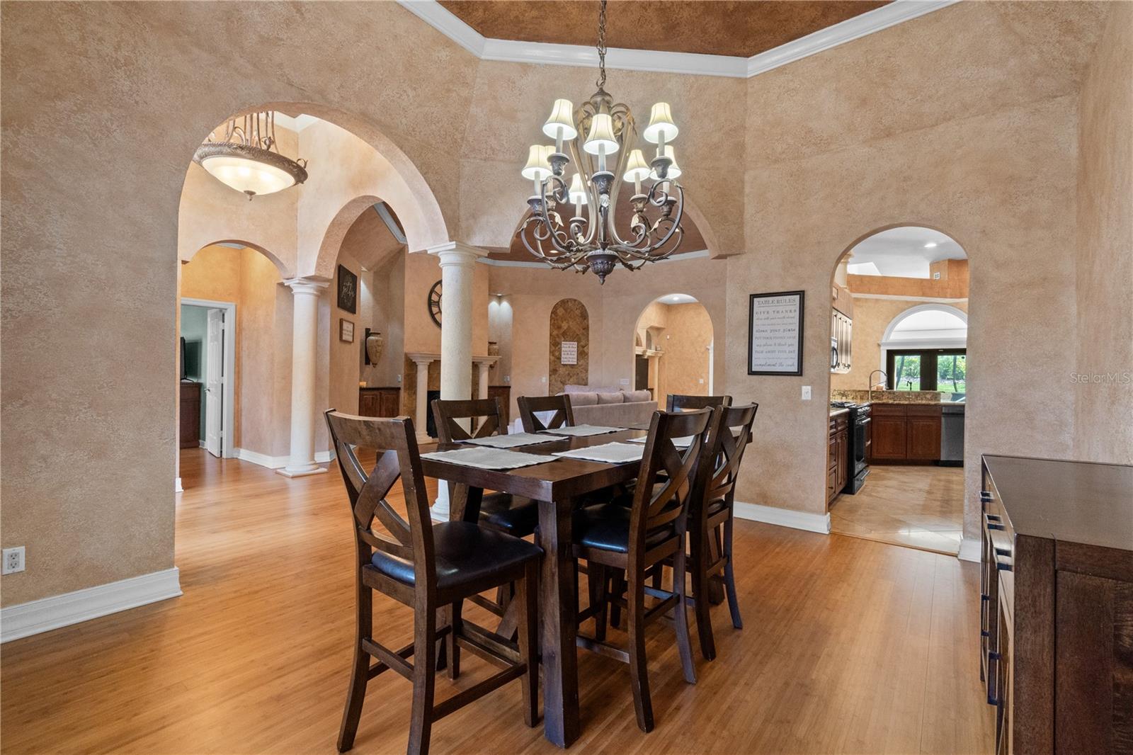 HERON CAY - Residential