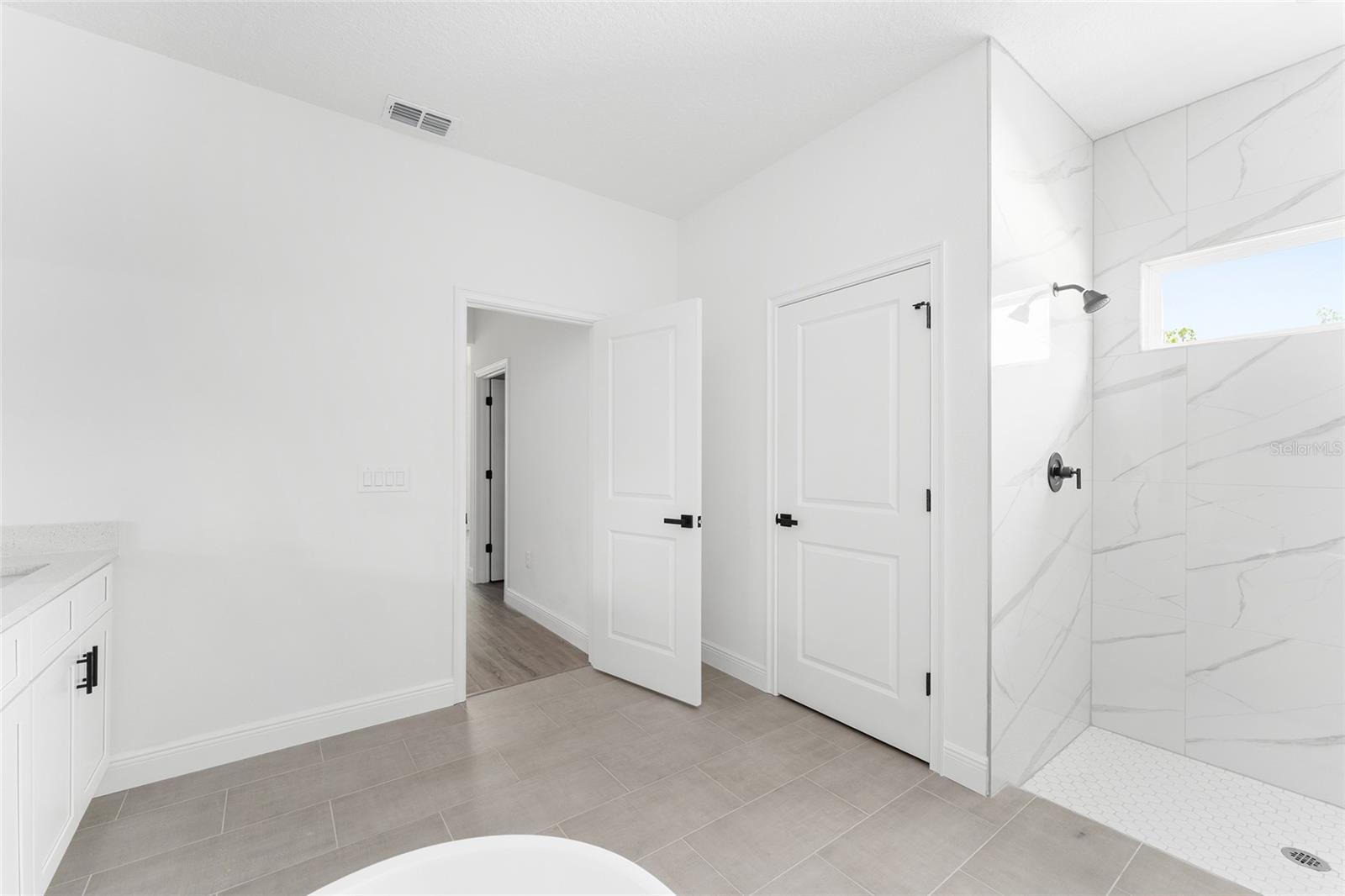 CITRUS SPGS UNIT 13 - Residential