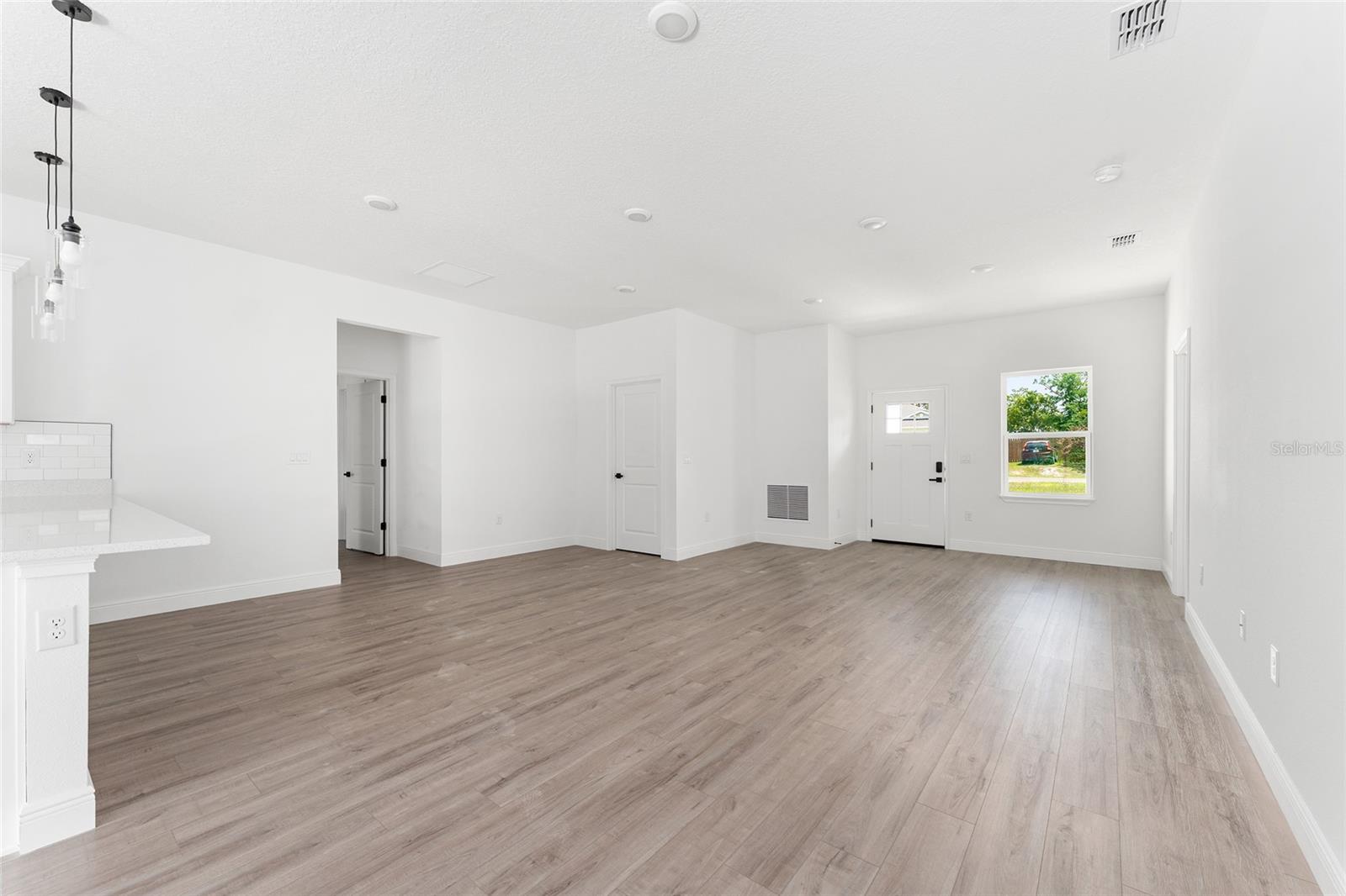 CITRUS SPGS UNIT 13 - Residential