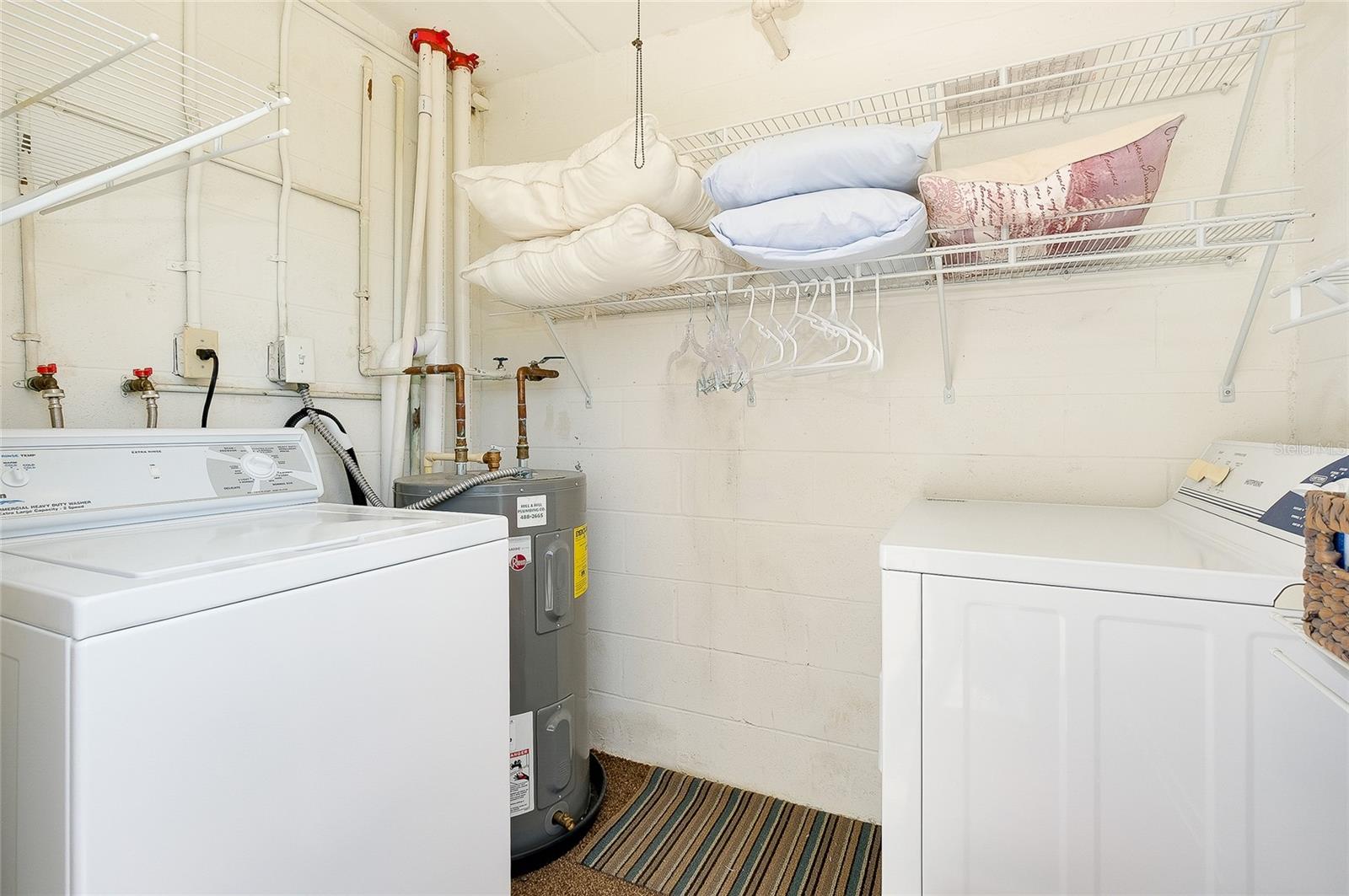 VILLA D ESTE SEC B - Residential