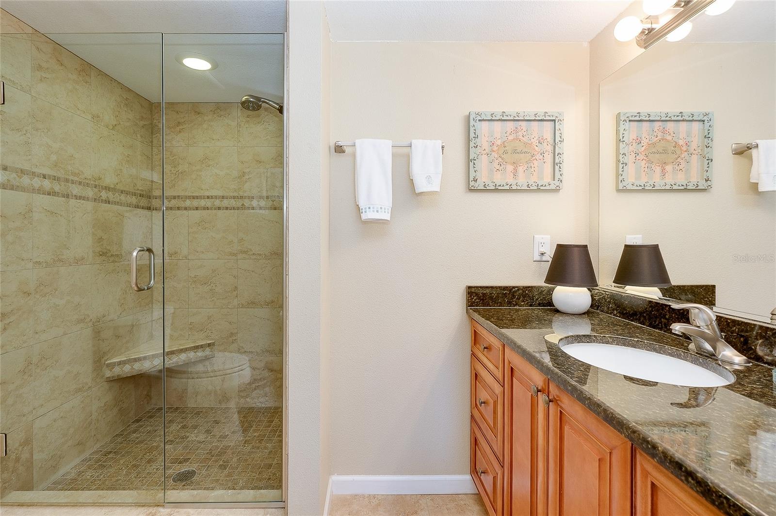 VILLA D ESTE SEC B - Residential