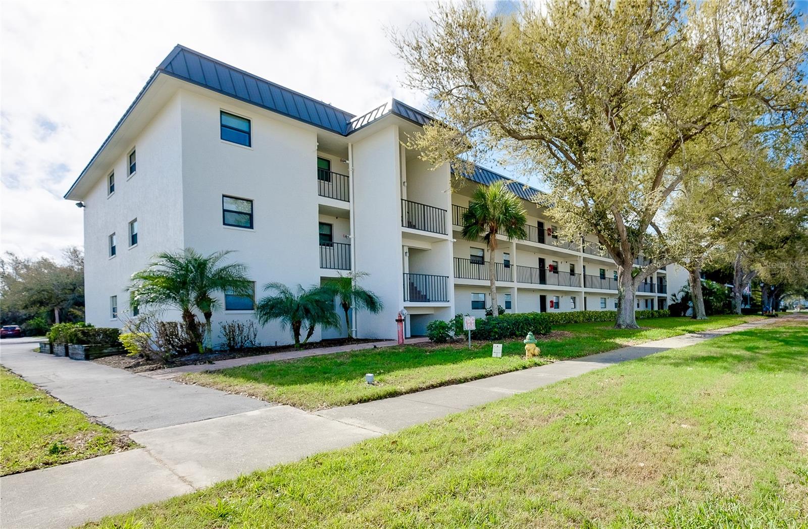 VILLA D ESTE SEC B - Residential