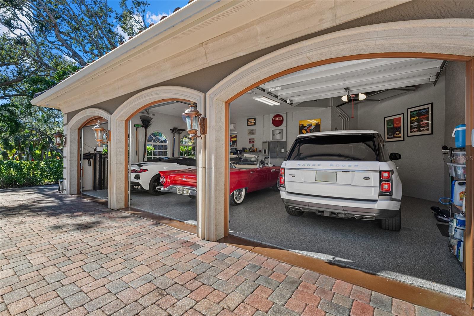 WATERSIDE-WOOD SIESTAS BAYSID - Residential