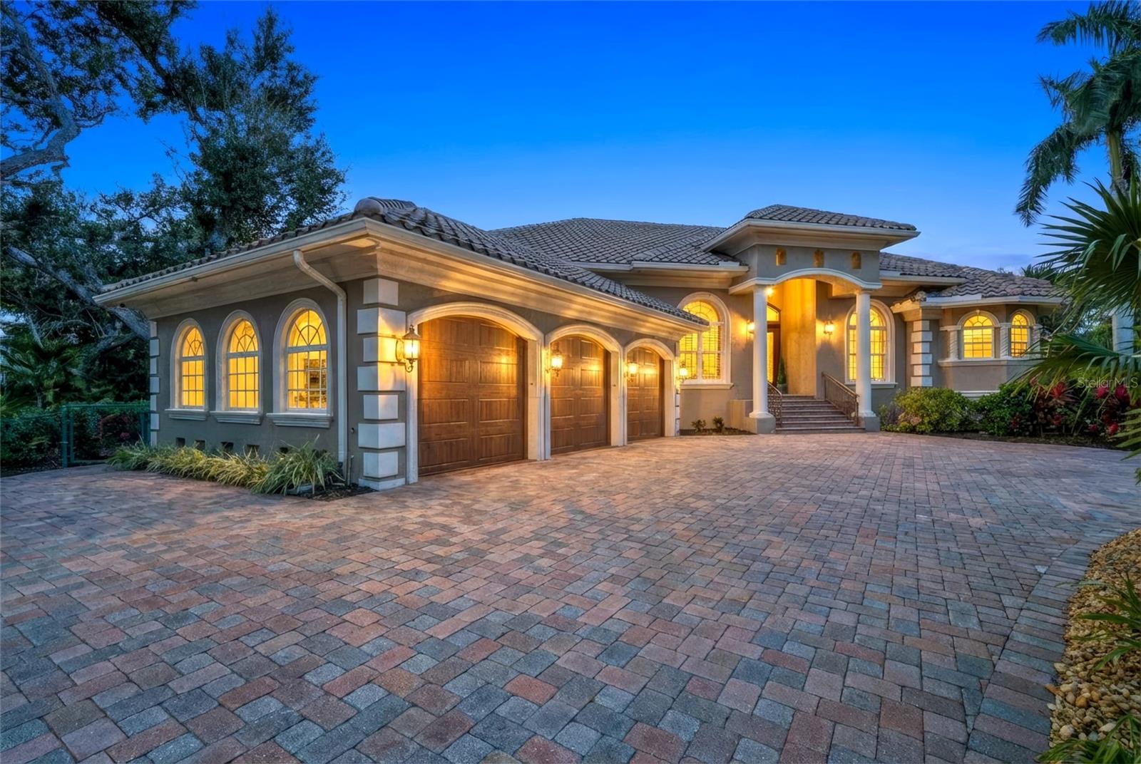 WATERSIDE-WOOD SIESTAS BAYSID - Residential