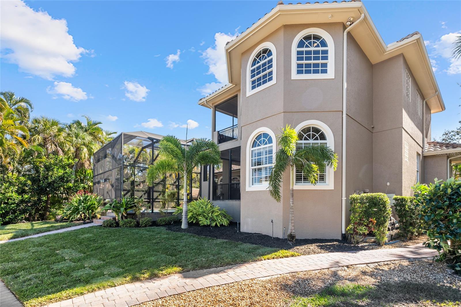 WATERSIDE-WOOD SIESTAS BAYSID - Residential