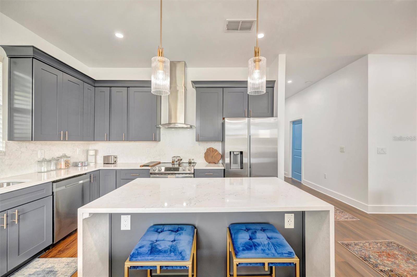 TURMANS EAST YBOR - Residential