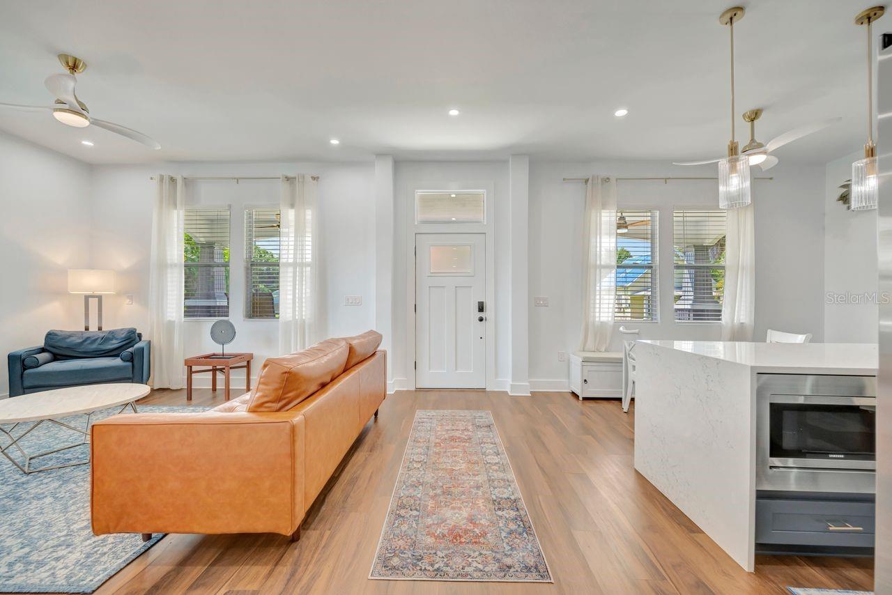 TURMANS EAST YBOR - Residential