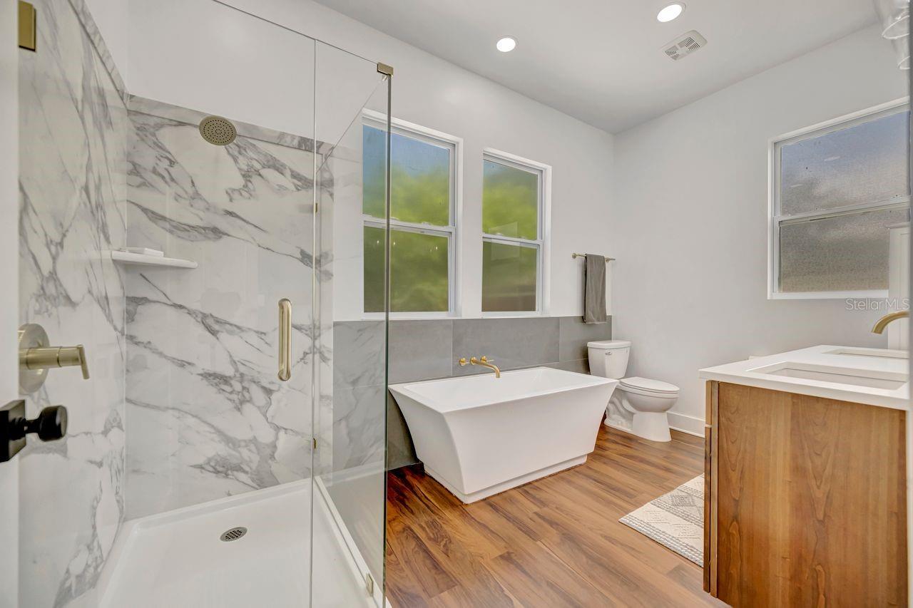 TURMANS EAST YBOR - Residential