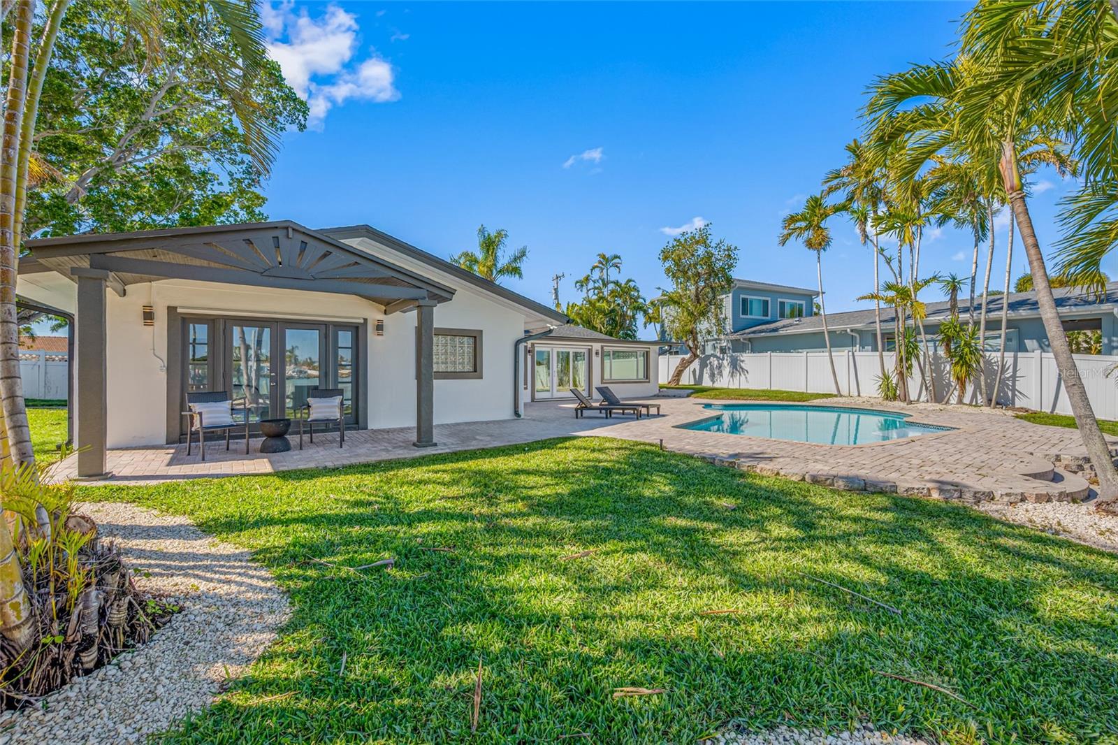 SOUTH CSWY ISLE YACHT CLUB ADD - Residential