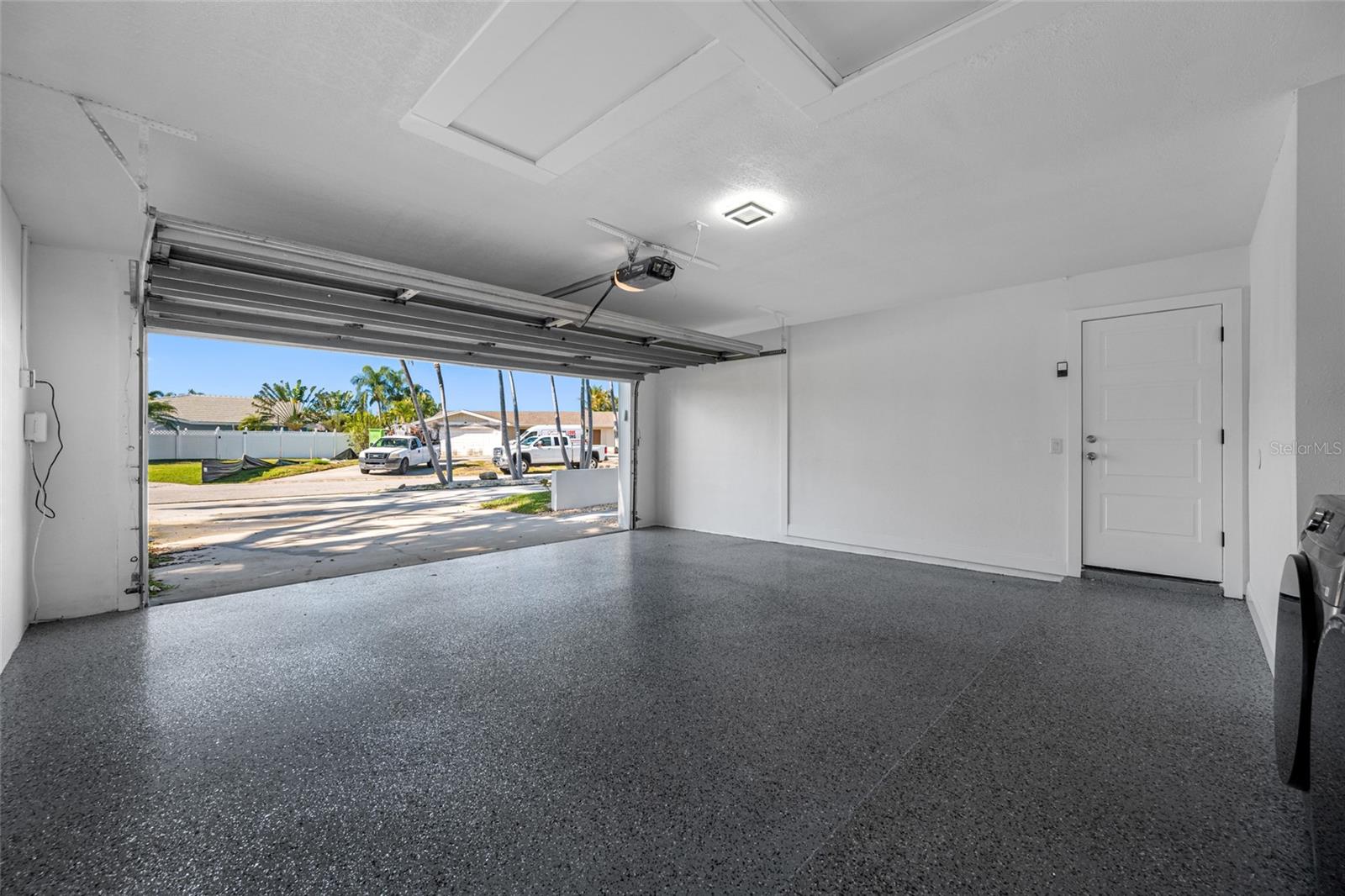 SOUTH CSWY ISLE YACHT CLUB ADD - Residential