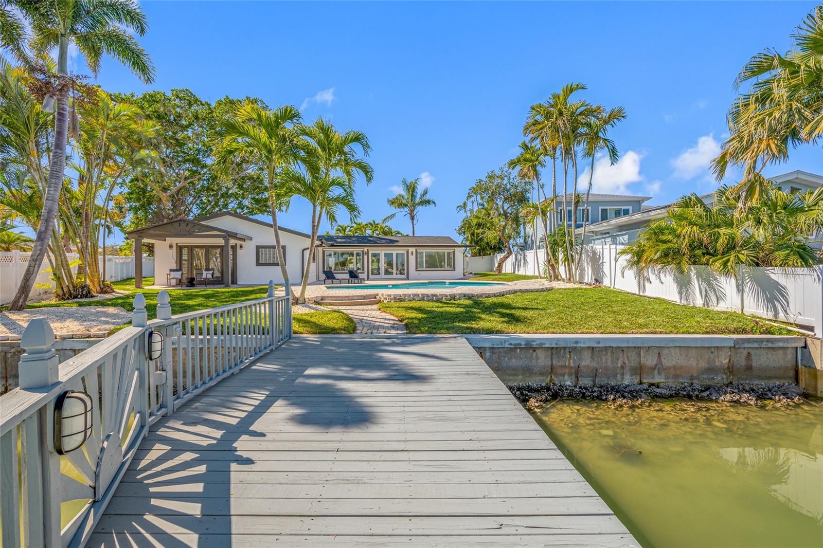 SOUTH CSWY ISLE YACHT CLUB ADD - Residential