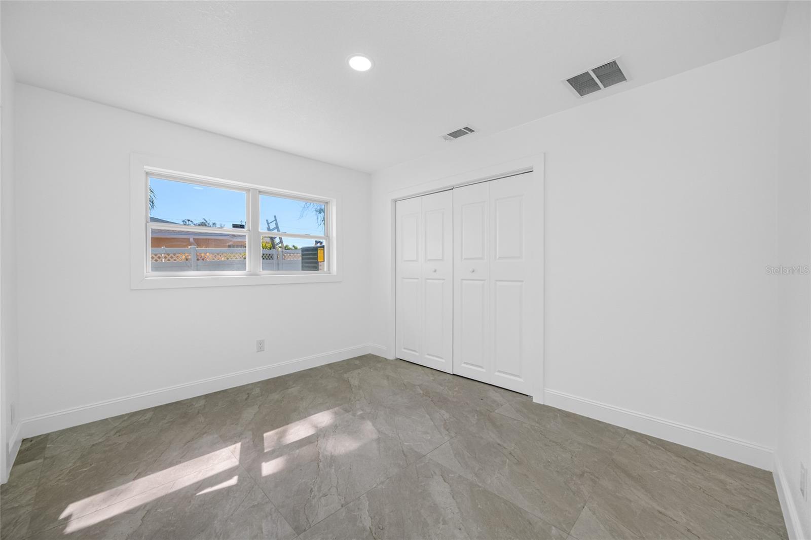 SOUTH CSWY ISLE YACHT CLUB ADD - Residential