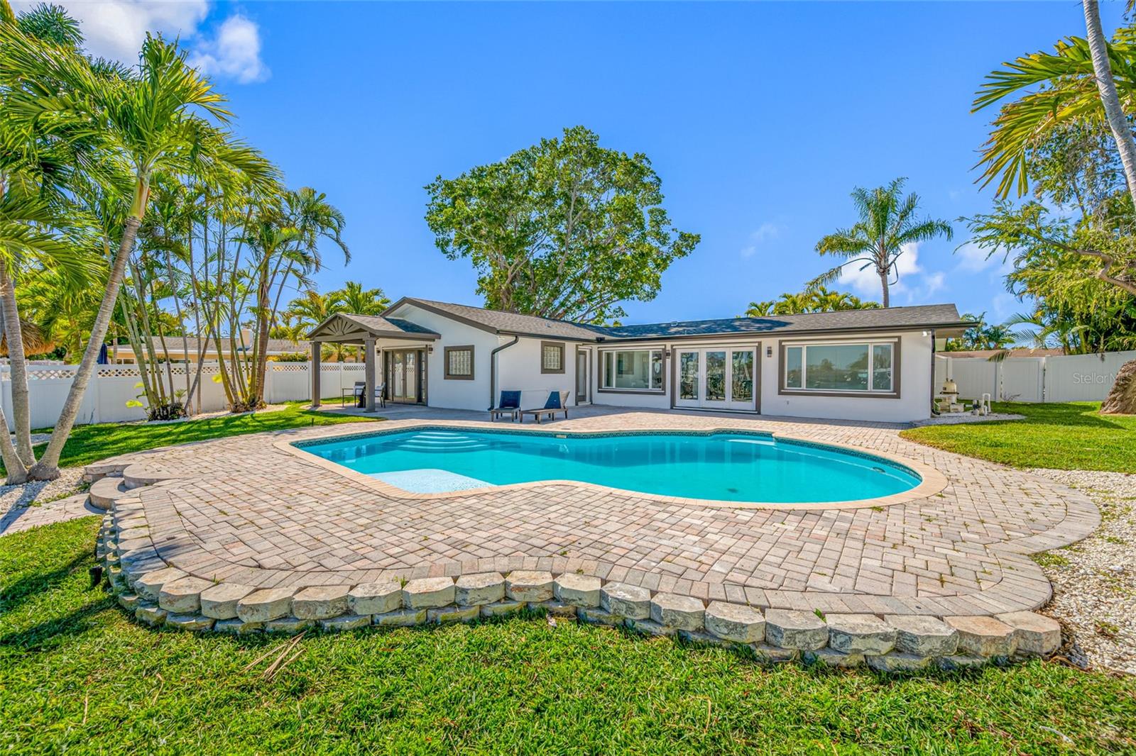 SOUTH CSWY ISLE YACHT CLUB ADD - Residential