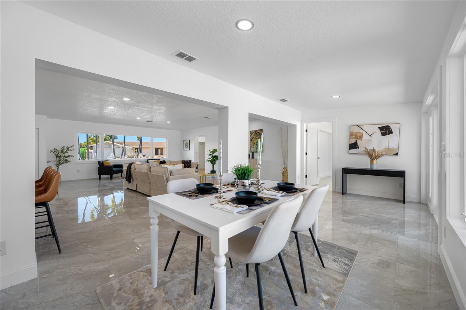 SOUTH CSWY ISLE YACHT CLUB ADD - Residential