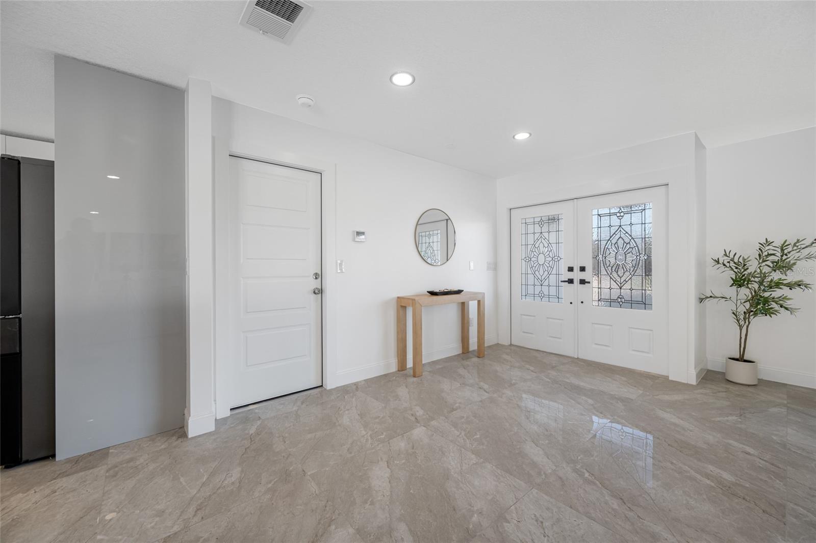 SOUTH CSWY ISLE YACHT CLUB ADD - Residential