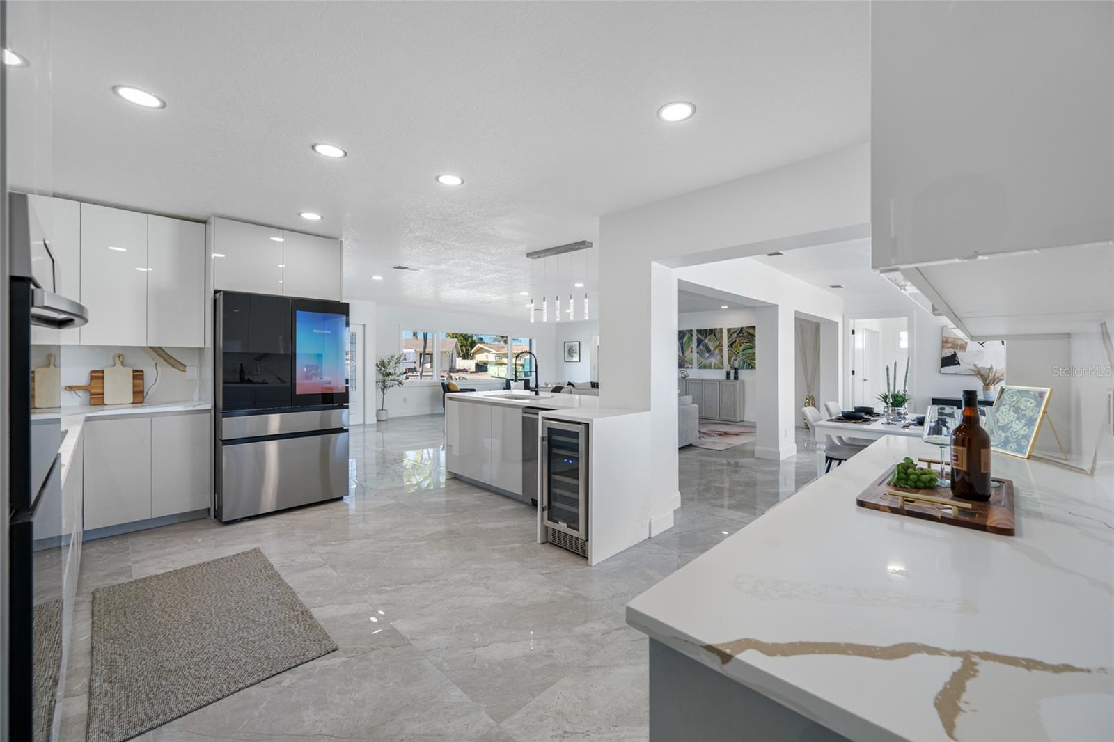 SOUTH CSWY ISLE YACHT CLUB ADD - Residential