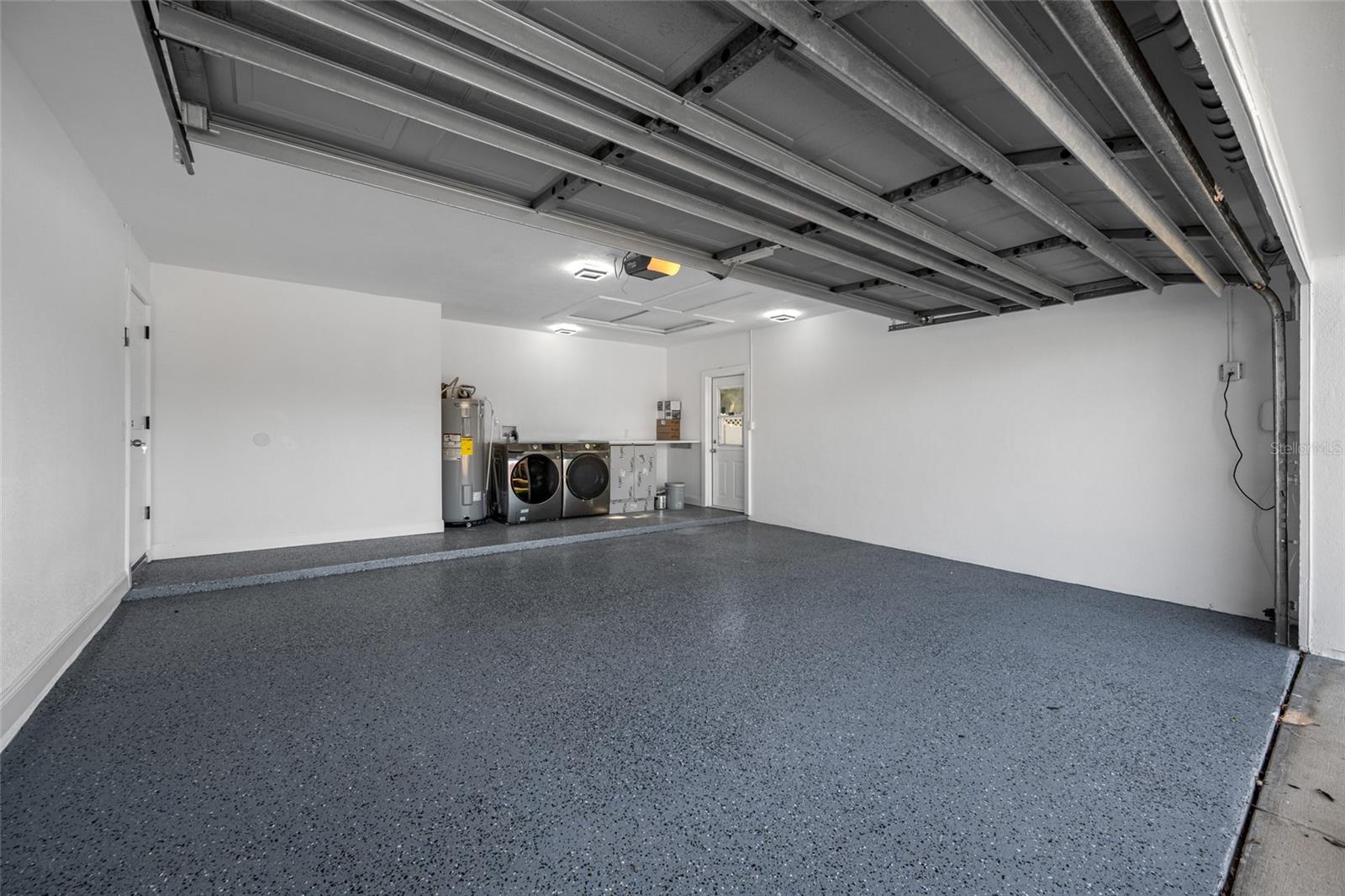 SOUTH CSWY ISLE YACHT CLUB ADD - Residential