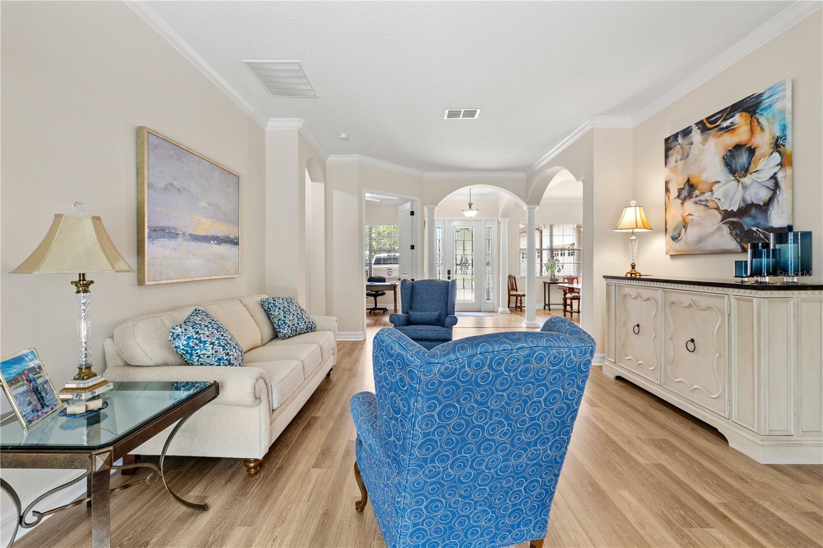HEATHROW COUNTRY ESTATE - Residential