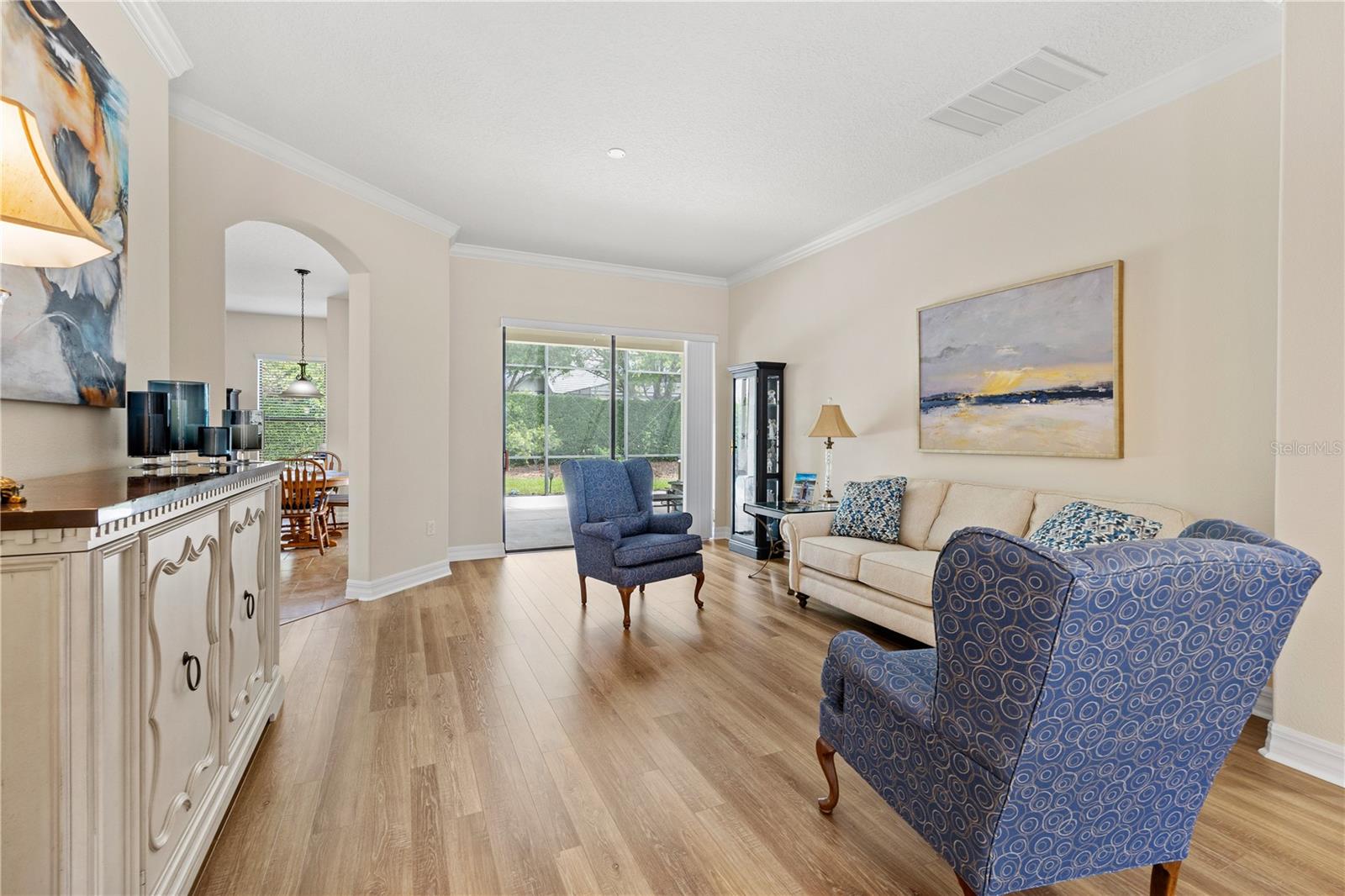HEATHROW COUNTRY ESTATE - Residential