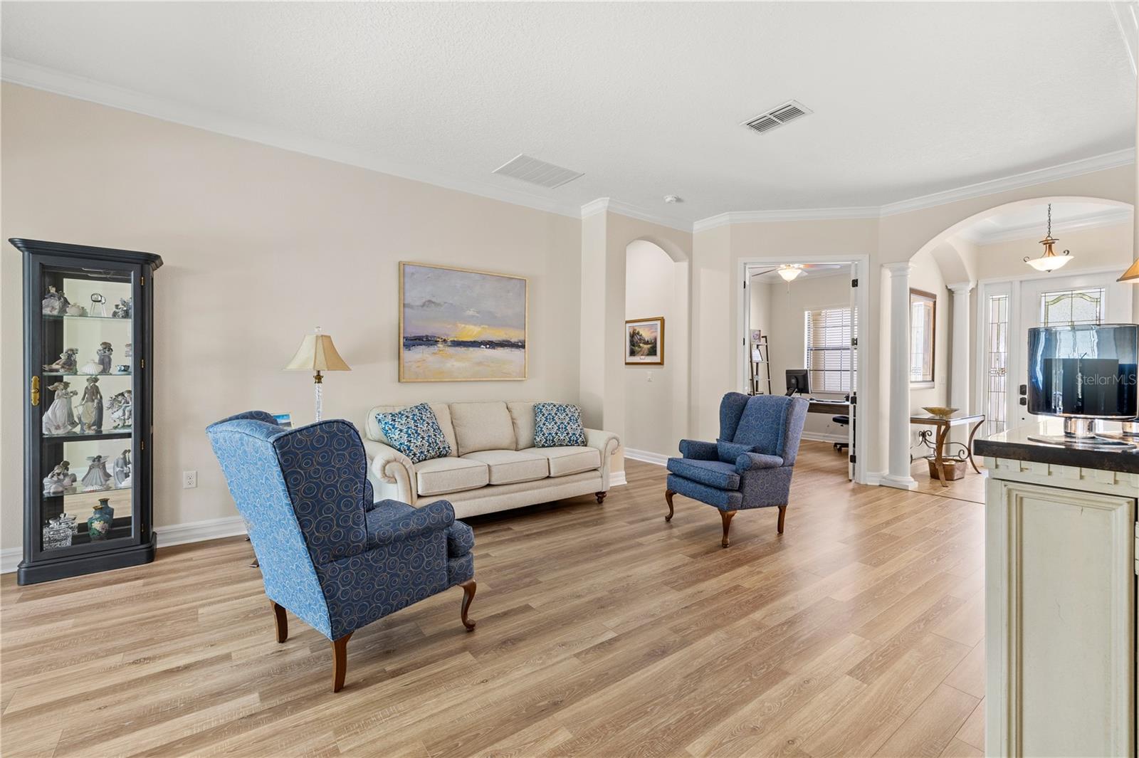 HEATHROW COUNTRY ESTATE - Residential
