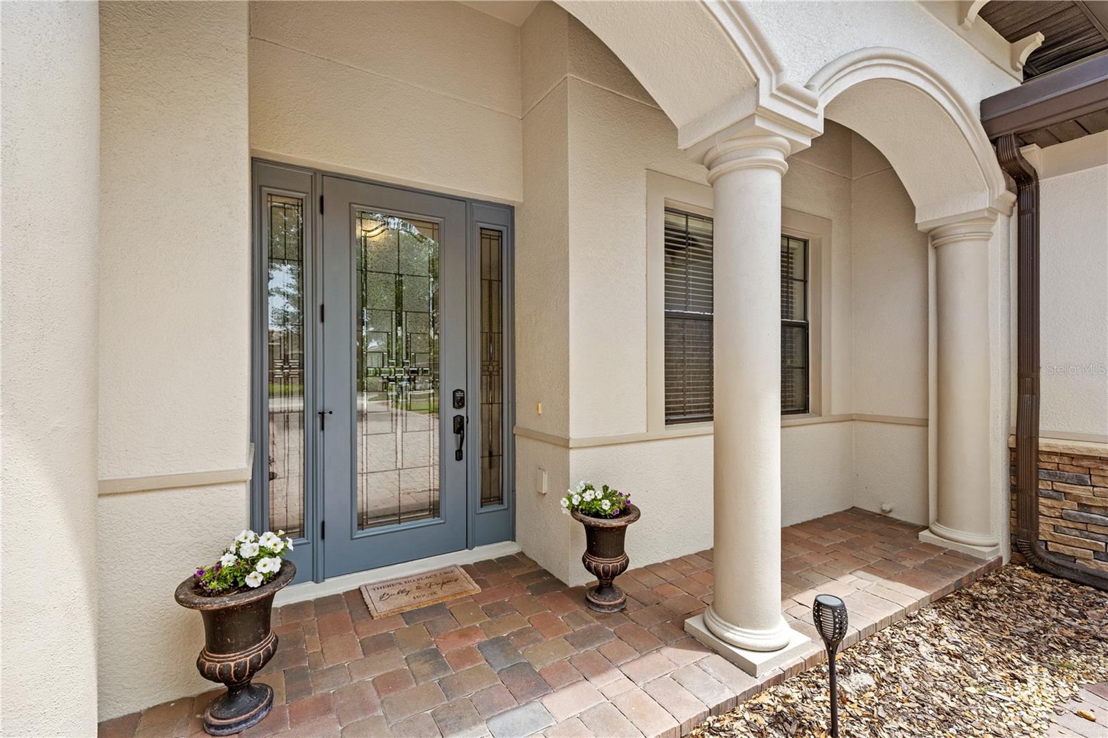 HEATHROW COUNTRY ESTATE - Residential