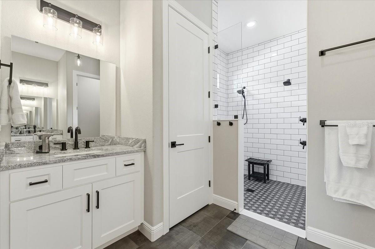 MT OLIVE SHORES NORTH ADD 04 - Residential