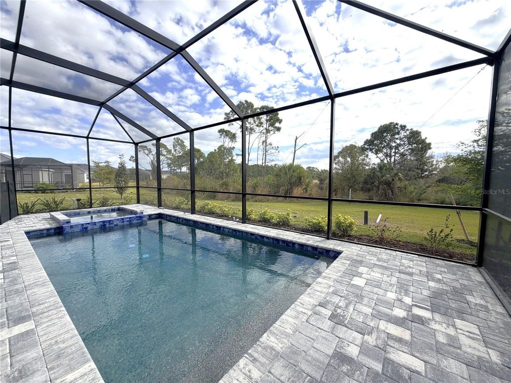 Photo of 13081 Tulum Loop, Venice, FL 34293 (MLS # C7521349)