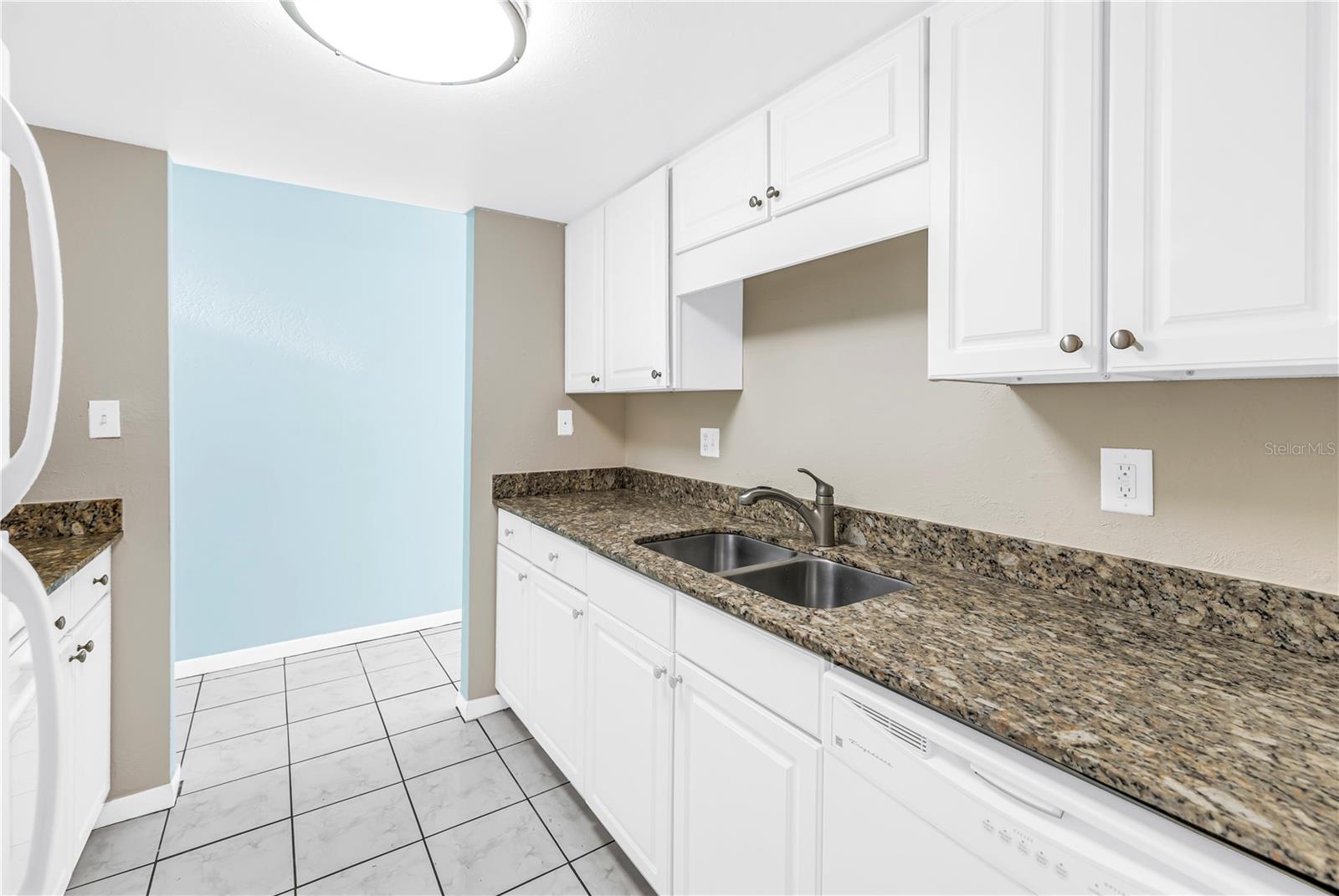 BERMUDA BAY BEACH CONDO - Residential