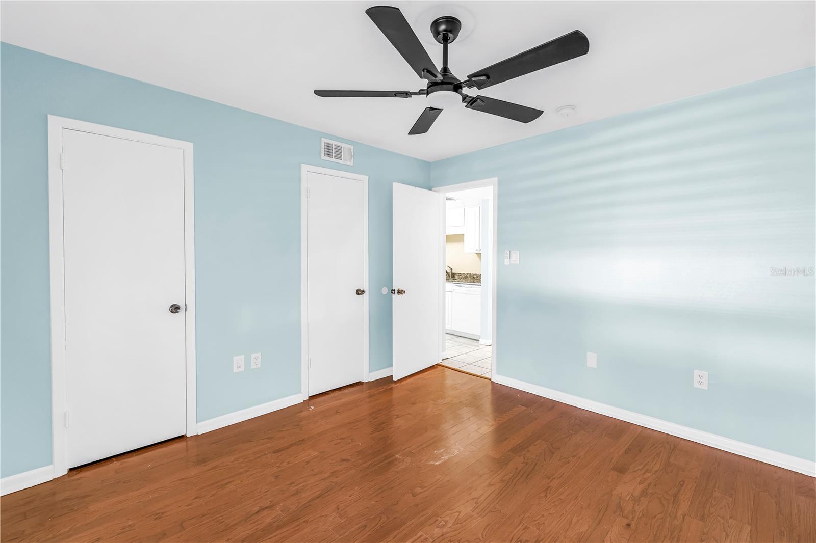 BERMUDA BAY BEACH CONDO - Residential