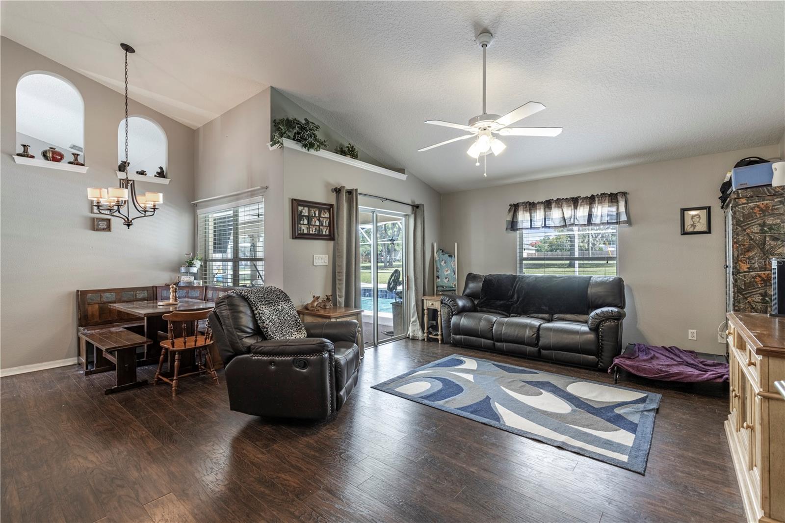 UMATILLA SWISS BELLEVUE SUB - Residential