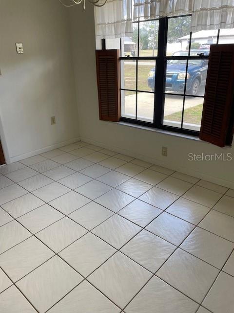 RAINBOW LAKES ESTATES - Residential