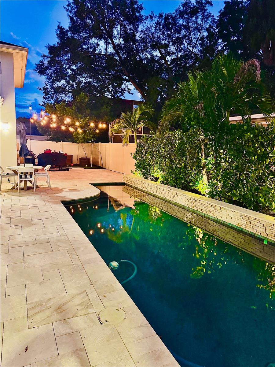 906 W PENINSULAR STREET
