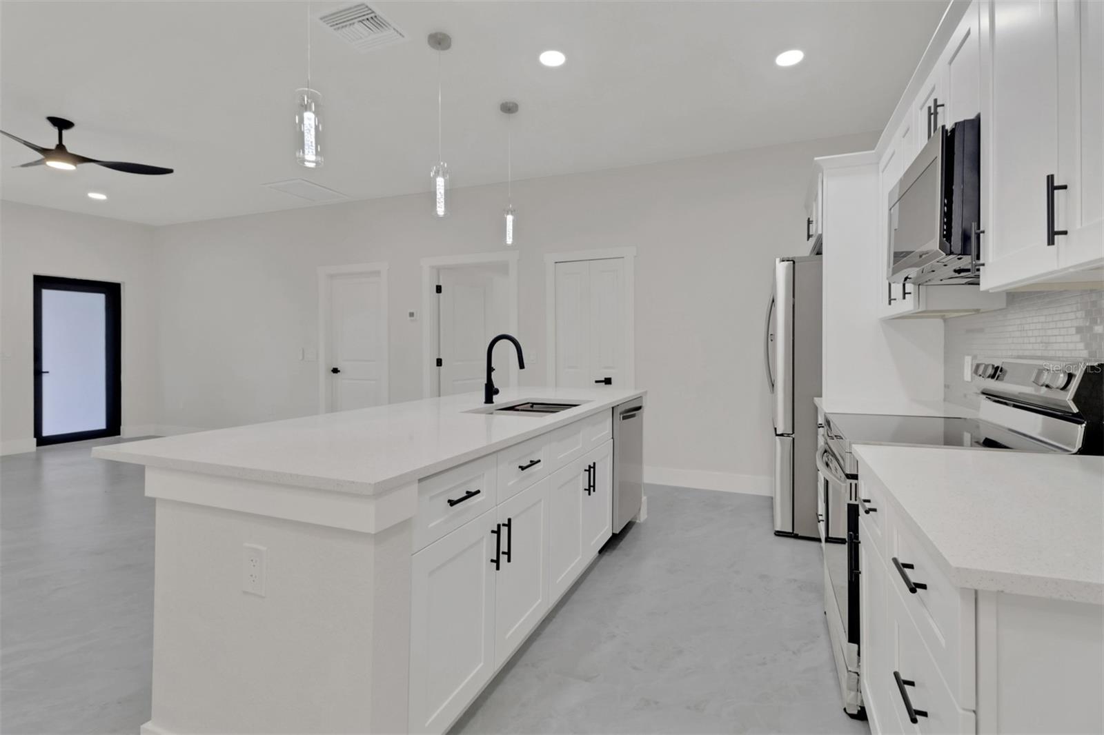 LEHIGH ACRES - Residential Income