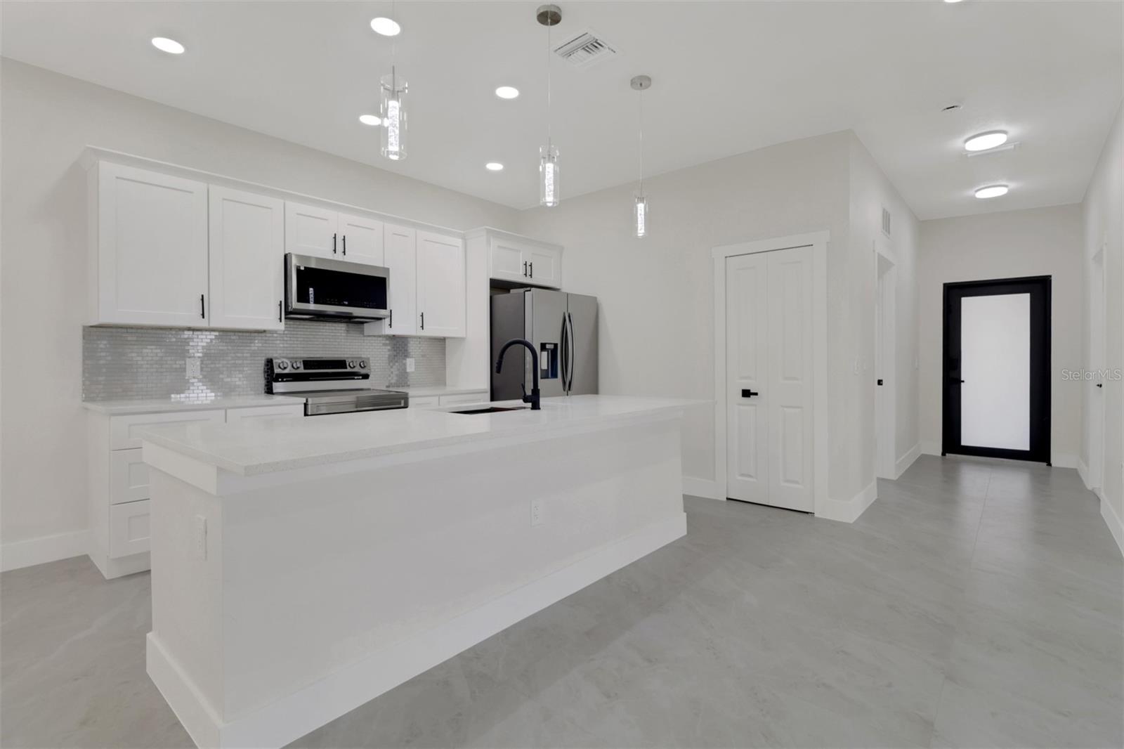 LEHIGH ACRES - Residential Income