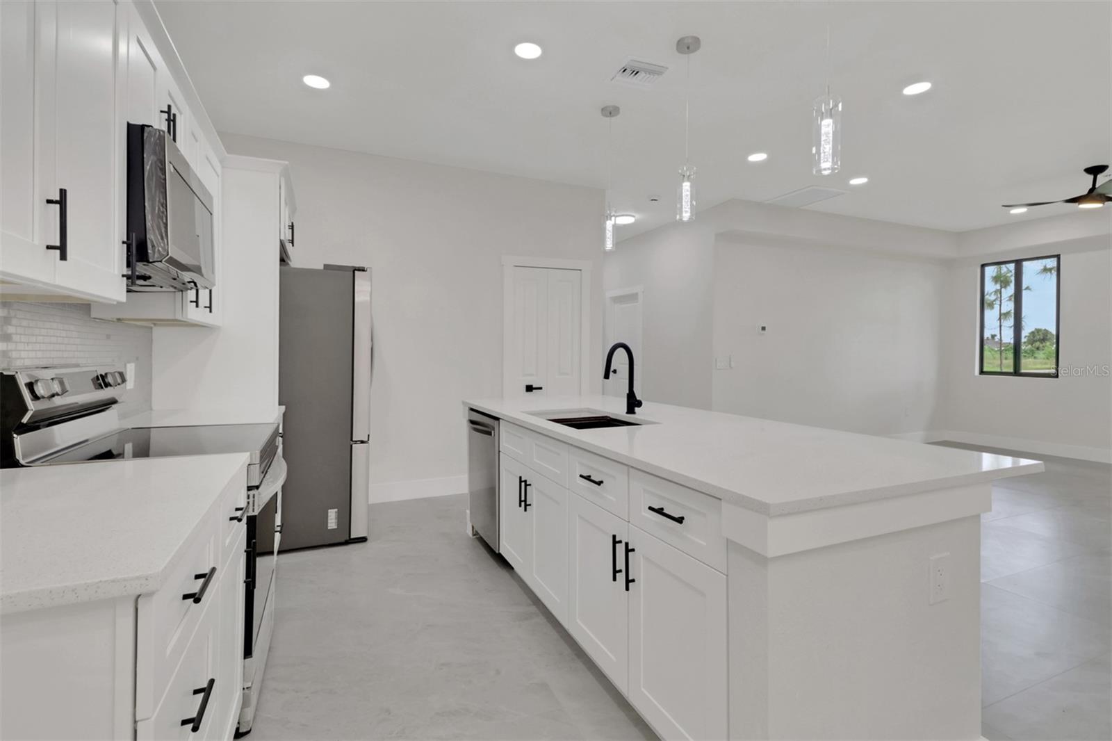 LEHIGH ACRES - Residential Income