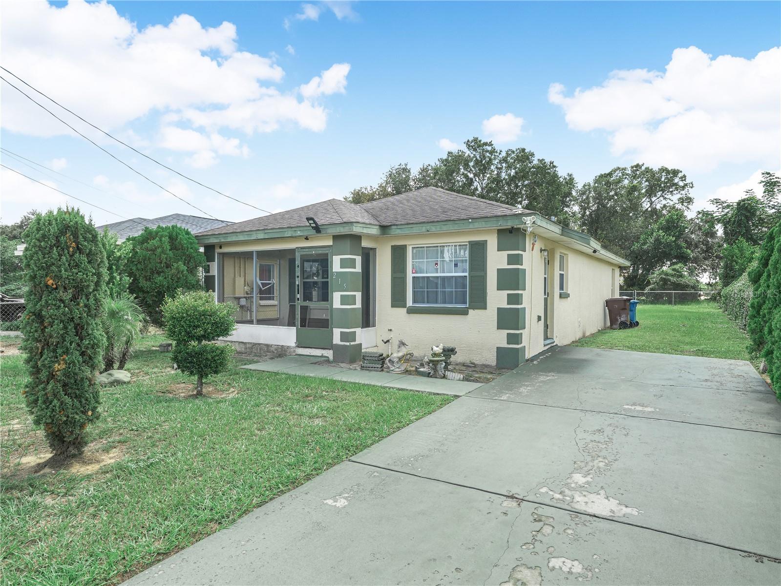 215 DORSETT AVENUE