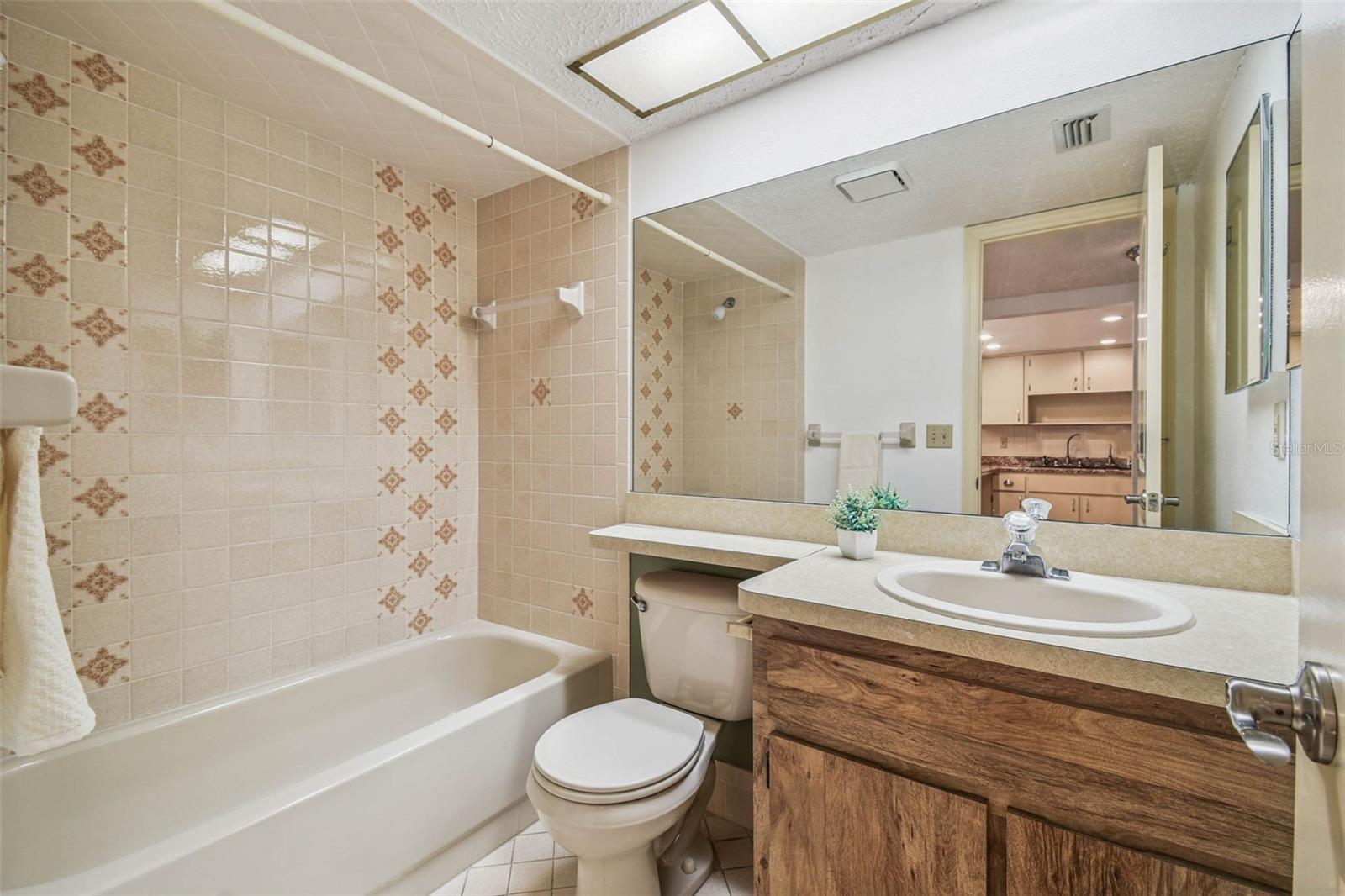 ORCHARDS RADCLIFFE CONDO - Residential