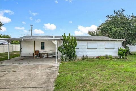 Photo of 5815 Red Fox Drive, Winter Haven, FL 33884 (MLS # L4954702)