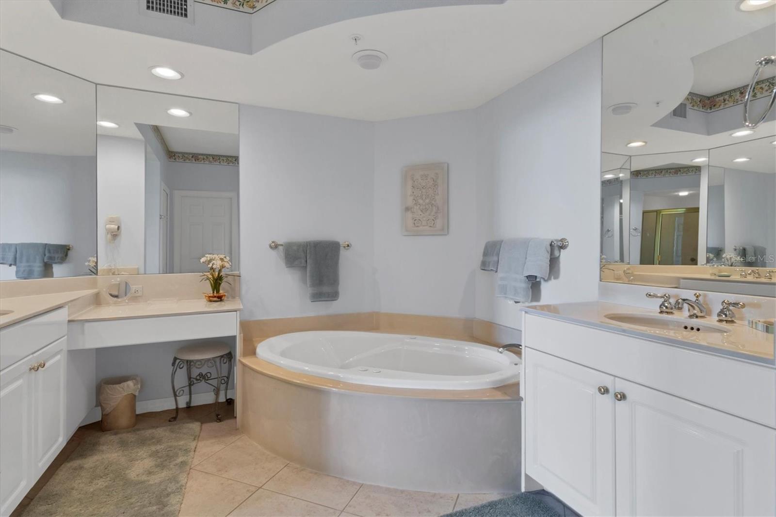 MERIDIAN AT THE OAKS PRESERVE - Residential