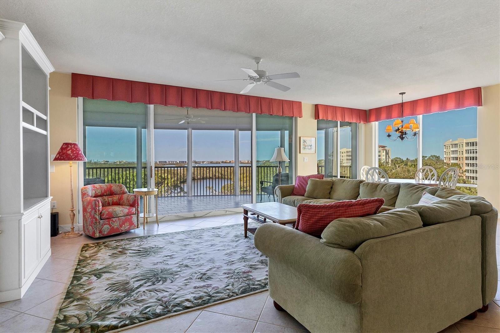 MERIDIAN AT THE OAKS PRESERVE - Residential
