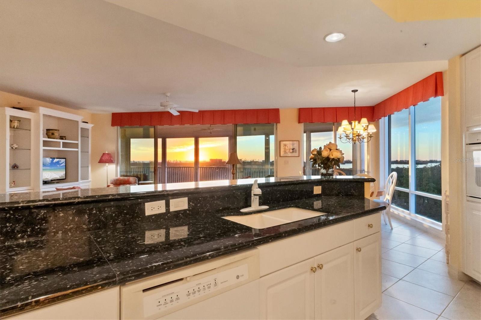 MERIDIAN AT THE OAKS PRESERVE - Residential